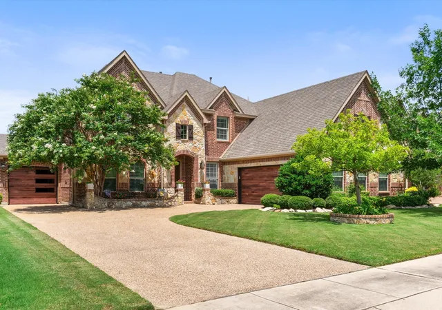 3rd image of 2749 Waverley Dr, Trophy Club, TX 76262 | MLS# 21327319
