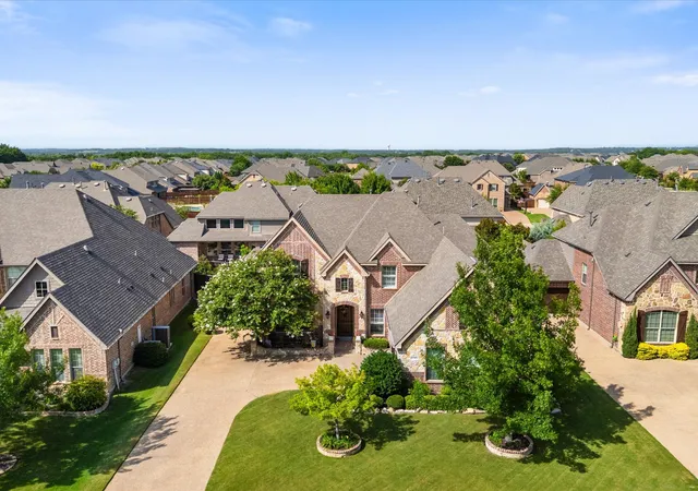 4th image of 2749 Waverley Dr, Trophy Club, TX 76262 | MLS# 21327319