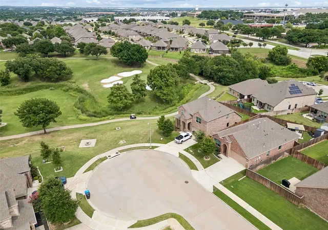 3rd image of 3908 Crater Cir, Fort Worth, TX 76137 | MLS# 21327081