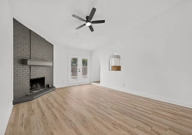 Photo 4 of Single family home for sale at 2839 Churchill Wy, Garland, TX 75044 | MLS# 21327605 | Listing updated on 2026-08-31