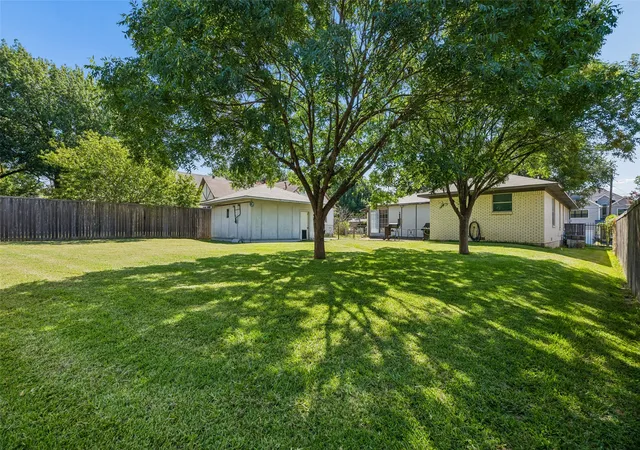 Photo 3 of Single family home for sale at 8011 Eagle Trl, Dallas, TX 75238 | MLS# 21327029 | Listing updated on 2026-08-22