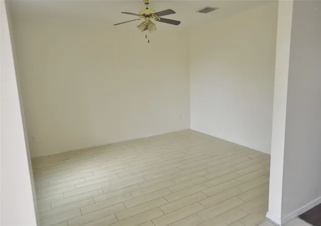Photo 3 of Sale Pending at 2812 Sonora Ln, Mesquite, TX 75181 | MLS# 21317868 | Listing updated on 2026-08-17
