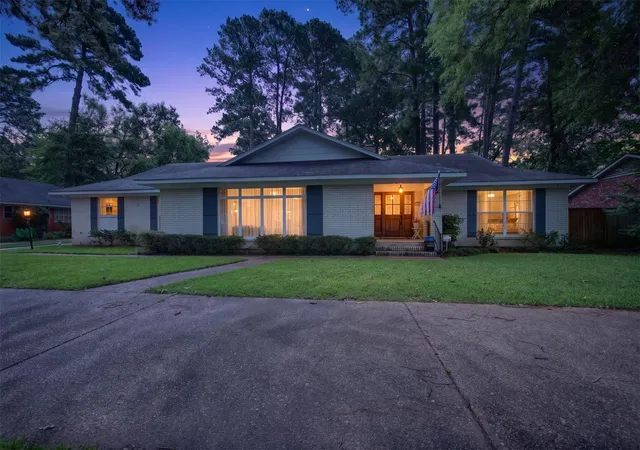 3rd image of 609 Millicent Wy, Shreveport, LA 71106 | MLS# 21327555