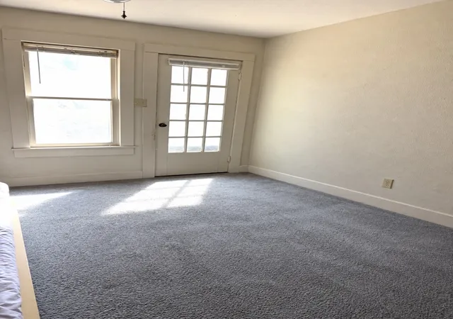 Photo 3 of Single family home for sale at 718 E Oliver St, Stamford, TX 79553 | MLS# 21327510 | Listing updated on 2026-09-24