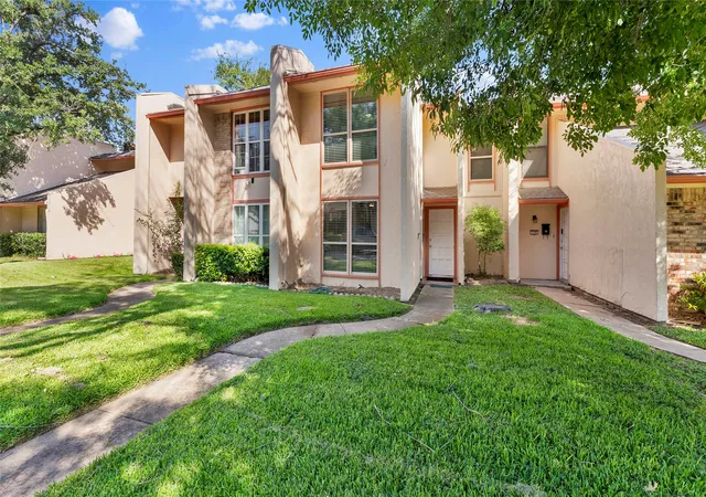 Photo 1 of Townhouse for sale at 341 Arborview Dr, Garland, TX 75043 | MLS# 21327537 | Listing updated on 2026-08-22