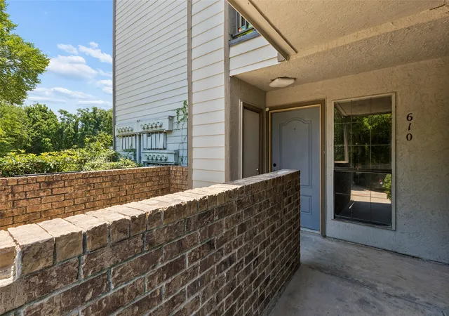 Photo 3 of Condo for sale at 6108 Abrams Rd #610, Dallas, TX 75231 | MLS# 21320584 | Listing updated on 2026-09-19