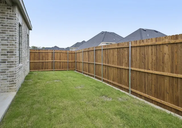 Photo 4 of Single family home for sale at 2049 Whispering Ln, Celina, TX 75009 | MLS# 21327740 | Listing updated on 2026-10-01