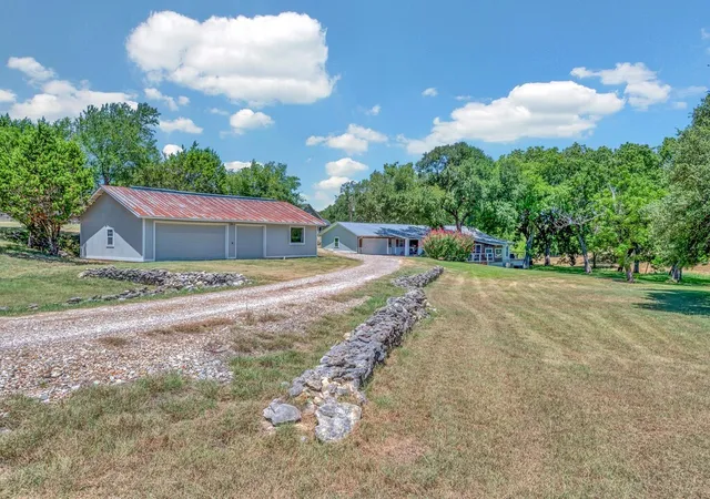 Photo 4 of Single family home for sale at 5819 Fm 56, Clifton, TX 76634 | MLS# 21327345 | Listing updated on 2026-09-30