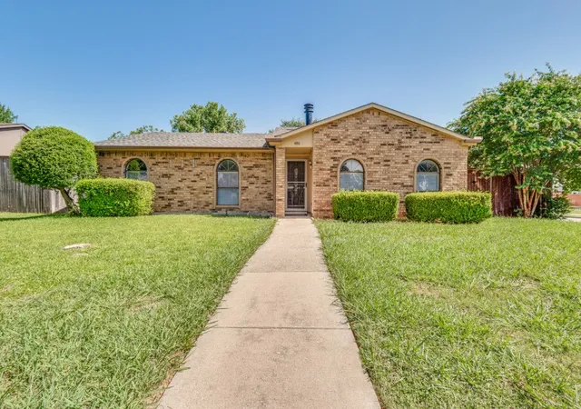 Photo 1 of Single family home for sale at 490 Clear Creek, Coppell, TX 75019 | MLS# 21321436 | Listing updated on 2026-09-27