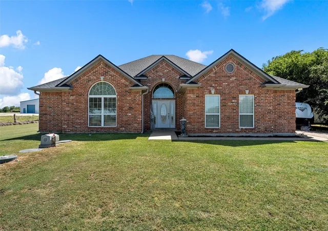 Photo 1 of Single family home for sale at 3696 Old Lorena Rd, Lorena, TX 76655 | MLS# 21311859 | Listing updated on 2026-08-22