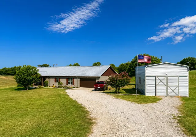 Photo 4 of Single family home for sale at 13598 Fm 47, Wills Point, TX 75169 | MLS# 21326845 | Listing updated on 2026-09-22