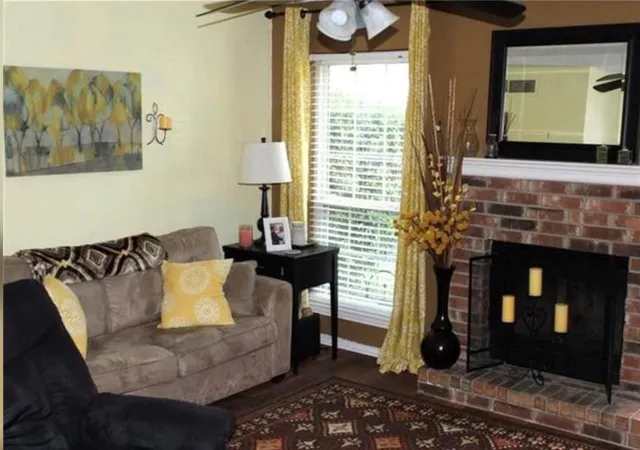 Photo 2 of Townhouse for sale at 108 Brookside Dr, Duncanville, TX 75137 | MLS# 21327831 | Listing updated on 2026-07-16