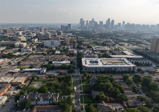 Photo 4 of Land for sale at 1000 N Peak St, Dallas, TX 75204 | MLS# 21326065 | Listing updated on 2026-08-31