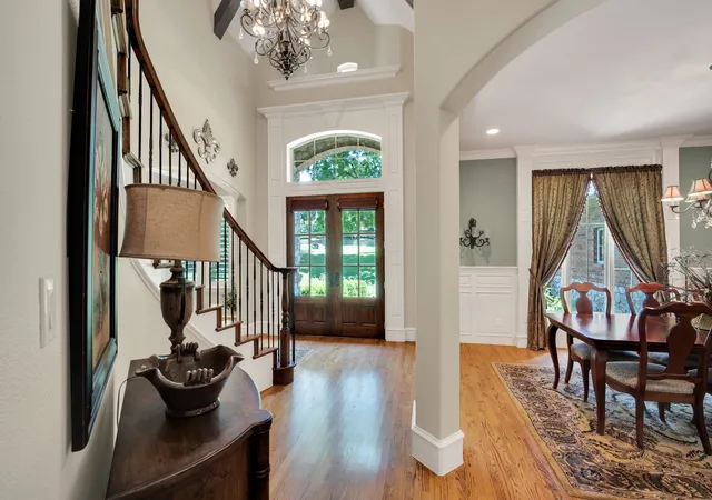 Photo 3 of Single family home for sale at 1811 Magic Valley Ln, Cedar Hill, TX 75104 | MLS# 21325365 | Listing updated on 2026-09-04