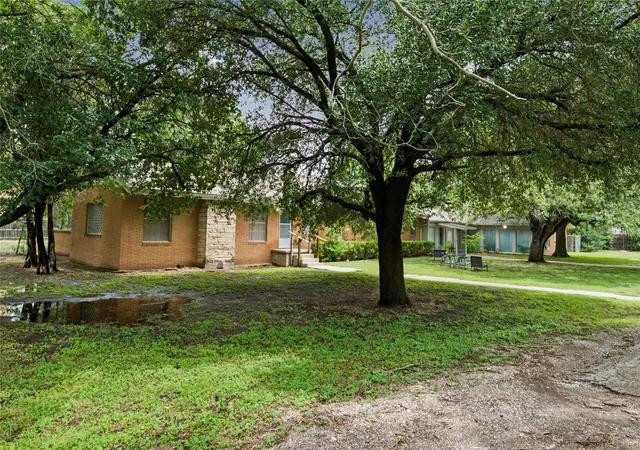 Photo 3 of Multi family home for sale at 2323 N 39Th St, Waco, TX 76708 | MLS# 21326395 | Listing updated on 2026-10-04