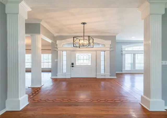 Photo 2 of Single family home for sale at 1418 Kingwood Cir, Abilene, TX 79602 | MLS# 21327488 | Listing updated on 2026-10-02