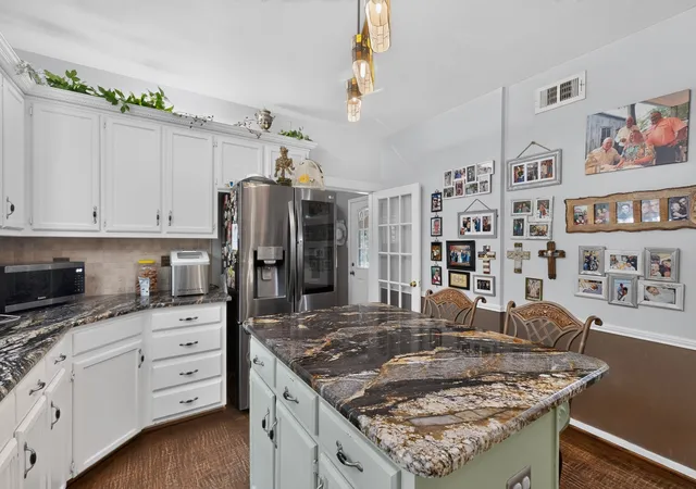 Photo 3 of Single family home for sale at 3358 Crawford Dr, Corinth, TX 76210 | MLS# 21324033 | Listing updated on 2026-09-15