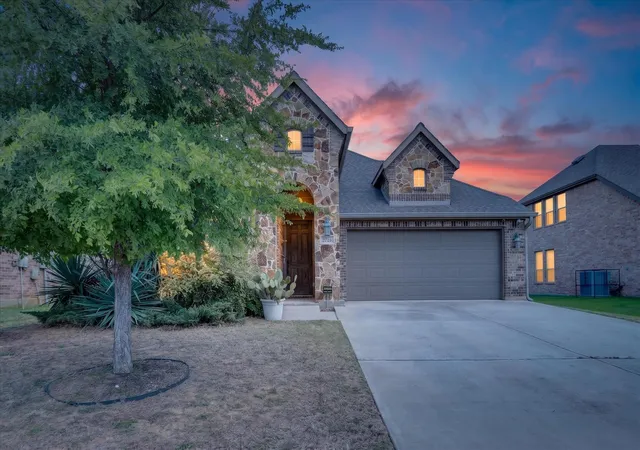Photo 1 of Single family home for sale at 2726 Buffalo Run, Burleson, TX 76028 | MLS# 21327939 | Listing updated on 2026-08-22
