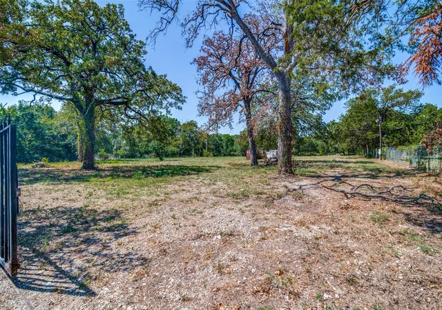 Photo 3 of Land for sale at 4105 Hickory Tree Rd, Balch Springs, TX 75180 | MLS# 21327613 | Listing updated on 2026-09-29
