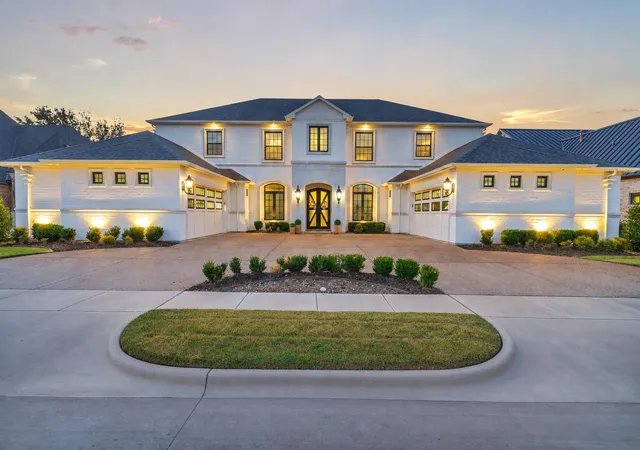 Photo 1 of Mansion for sale at 1008 Quarry Ct, Granbury, TX 76048 | MLS# 21321053 | Listing updated on 2026-08-22