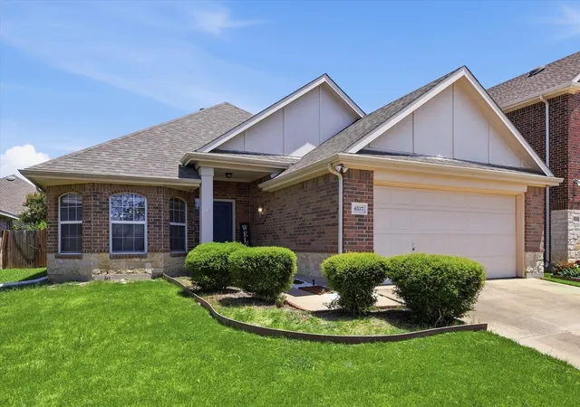 Photo 1 of Single family home for sale at 4517 Fir Dr, Fort Worth, TX 76244 | MLS# 21324053 | Listing updated on 2026-08-22