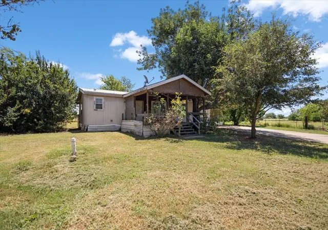 Photo 3 of Manufactured home for sale at 5942 Fm 3080, Mabank, TX 75147 | MLS# 21328078 | Listing updated on 2026-09-04