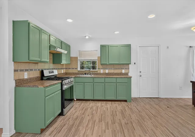 Photo 4 of Single family home for sale at 4912 Borden Dr, Fort Worth, TX 76116 | MLS# 21327911 | Listing updated on 2026-10-30