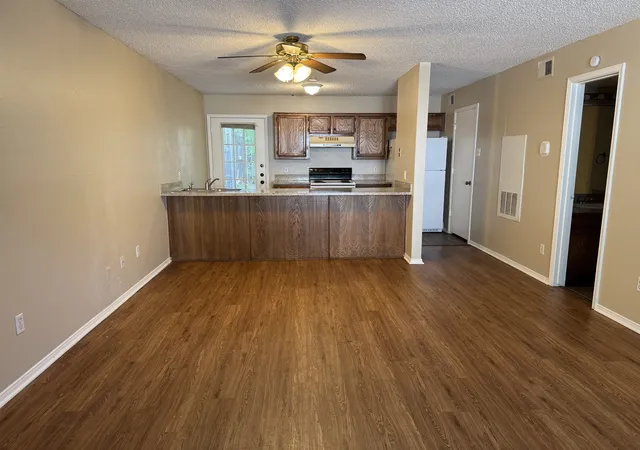 Photo 2 of Townhouse for sale at 154 Austin Stone Dr, Duncanville, TX 75137 | MLS# 21328083 | Listing updated on 2026-07-20