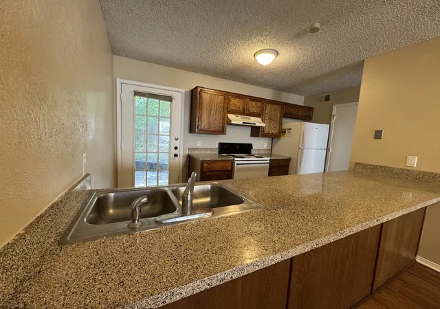 Photo 2 of Townhouse for sale at 154 Austin Stone Dr, Duncanville, TX 75137 | MLS# 21328083 | Listing updated on 2026-07-20