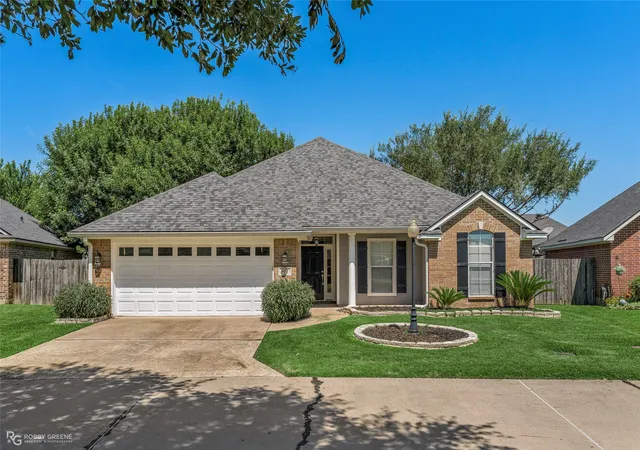 1st image of 407 Springfield Pl, Bossier City, LA 71112 | MLS# 21313839