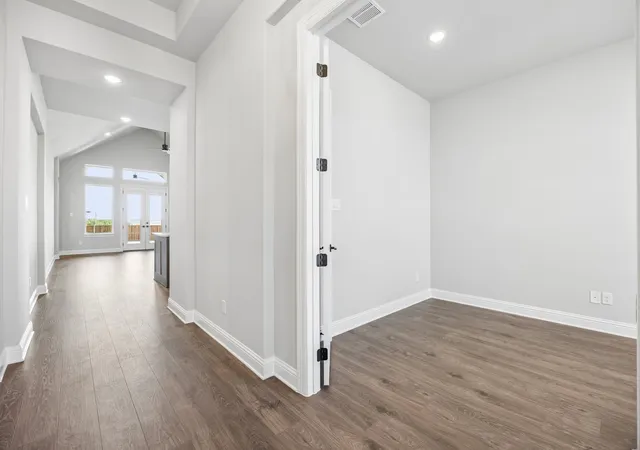 Photo 2 of Single family home for sale at 100 Bristol Ln, Azle, TX 76020 | MLS# 21328110 | Listing updated on 2026-08-19