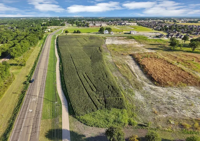 Photo 4 of Land for sale at Tbd N Waco St, Van Alstyne, TX 75495 | MLS# 21326986 | Listing updated on 2026-07-20