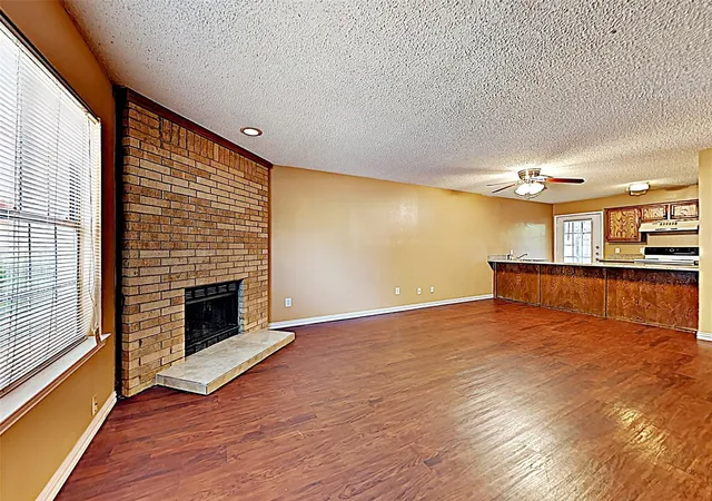 Photo 2 of Townhouse for sale at 146 Austin Stone Dr, Duncanville, TX 75137 | MLS# 21328155 | Listing updated on 2026-07-16