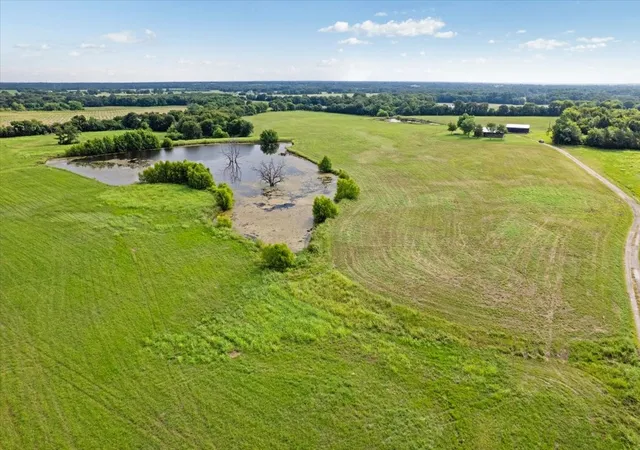 Photo 1 of Single family home for sale at 258 County Road 14665, Paris, TX 75462 | MLS# 21323833 | Listing updated on 2026-09-22