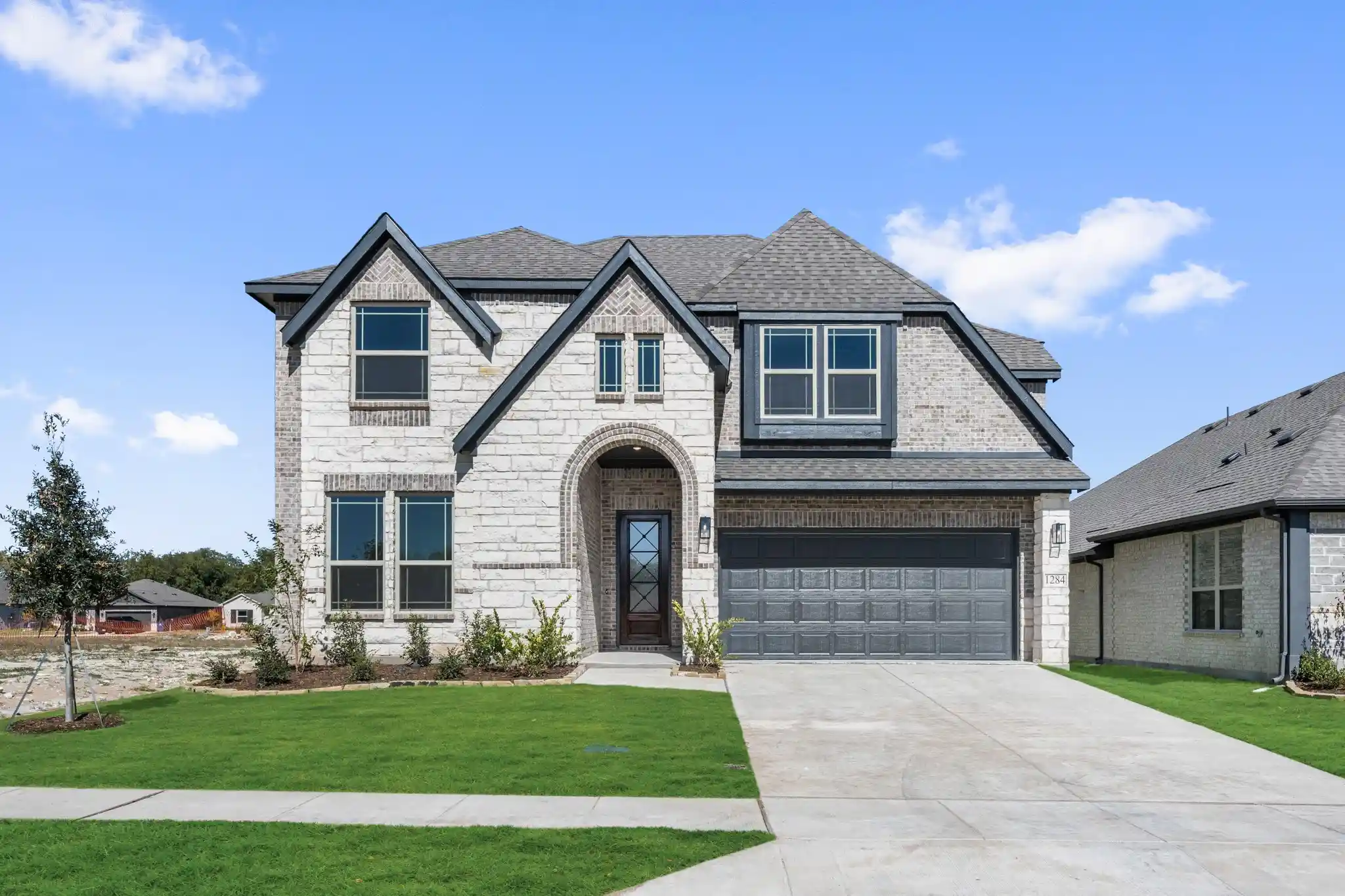 Photo 1 of Single family home for sale at 1284 Emily Dr, Trenton, TX 75490 | MLS# 21328199 | Listing updated on 2026-10-28
