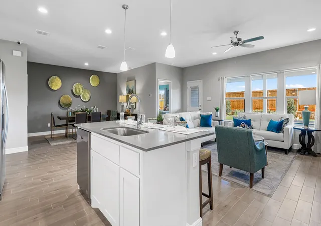 Photo 3 of Single family home for sale at 4137 Cornerstone Cir, Granbury, TX 76048 | MLS# 21325211 | Listing updated on 2026-07-11