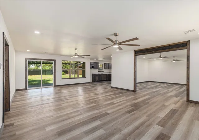 Photo 2 of Single family home for sale at 809 W Liveoak St, Coleman, TX 76834 | MLS# 21328201 | Listing updated on 2026-08-22