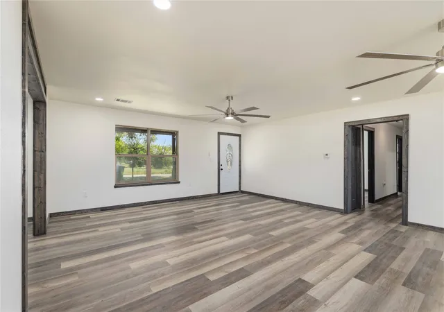 Photo 3 of Single family home for sale at 809 W Liveoak St, Coleman, TX 76834 | MLS# 21328201 | Listing updated on 2026-08-22