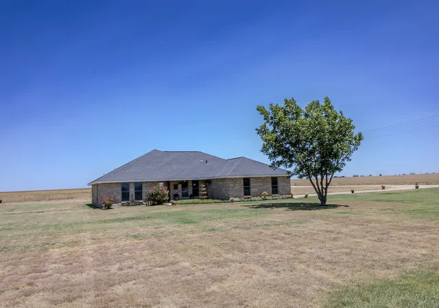 Photo 3 of Single family home for sale at 16572 Fm 126 S, Merkel, TX 79536 | MLS# 21328256 | Listing updated on 2026-09-30
