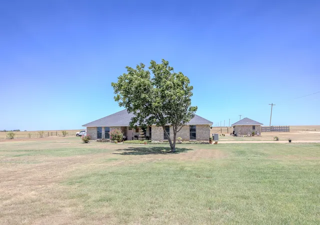 Photo 3 of Single family home for sale at 16572 Fm 126 S, Merkel, TX 79536 | MLS# 21328256 | Listing updated on 2026-09-30