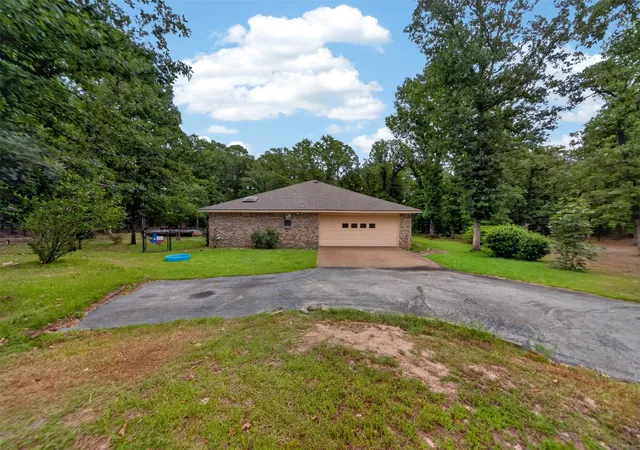 Photo 4 of Sale Pending at 1325 Private Road 7905, Hawkins, TX 75765 | MLS# 21319885 | Listing updated on 2026-09-23