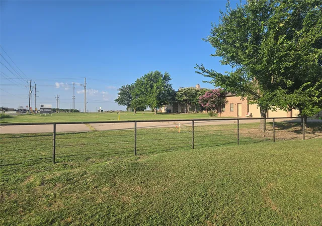 Photo 2 of Single family home for sale at 2315 S Coit Rd, Celina, TX 75009 | MLS# 21327511 | Listing updated on 2026-07-11