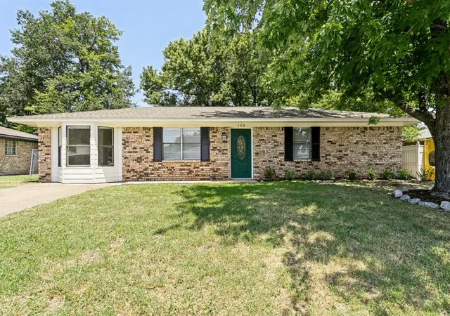 1st image of 103 Southmanor Ct, Sanger, TX 76266 | MLS# 21325550