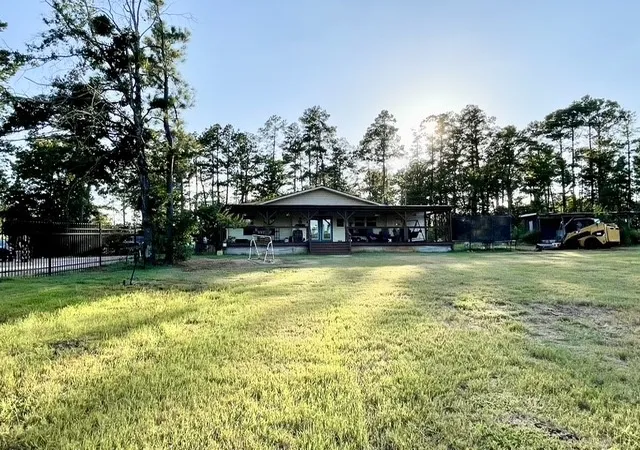 Photo 35 of Single family home for sale at 8262 Us Hwy 84 W, Mount Enterprise, TX 75681 | MLS# 21328038 | Listing updated on 2026-08-03