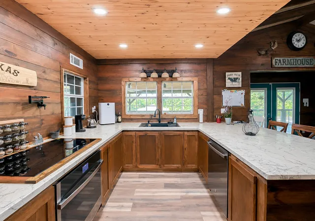 Photo 4 of Single family home for sale at 8262 Us Hwy 84 W, Mount Enterprise, TX 75681 | MLS# 21328038 | Listing updated on 2026-08-03
