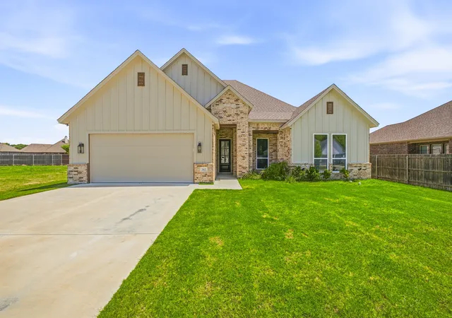 1st image of 162 Breeders Dr, Willow Park, TX 76087 | MLS# 21328360