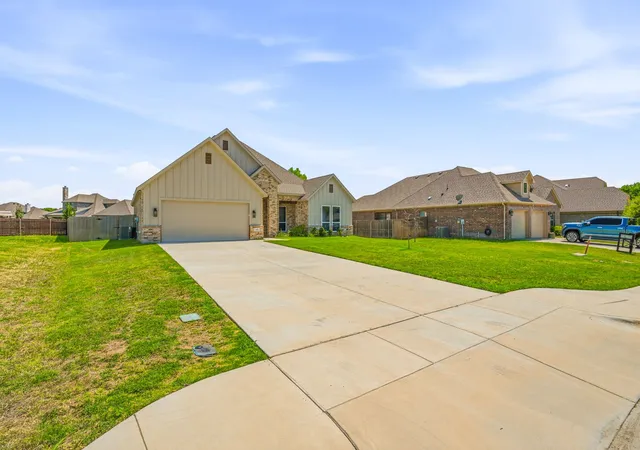 4th image of 162 Breeders Dr, Willow Park, TX 76087 | MLS# 21328360