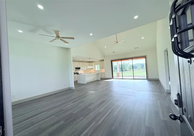 Photo 3 of Single family home for sale at 6560 Private Road 2269, Quinlan, TX 75474 | MLS# 21328441 | Listing updated on 2026-08-22