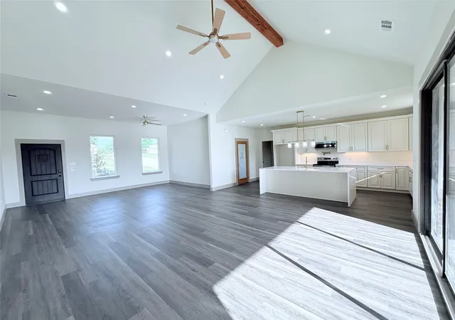Photo 3 of Single family home for sale at 6560 Private Road 2269, Quinlan, TX 75474 | MLS# 21328441 | Listing updated on 2026-10-07