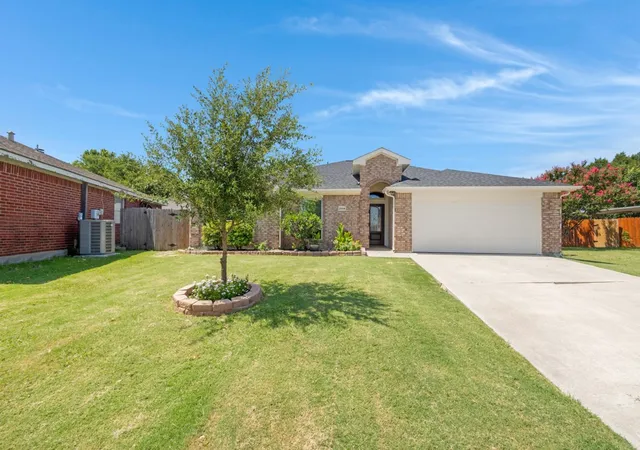 Homes for sale in Little Elm, TX | 2054 Lake Pointe Dr, Little Elm, TX 75068 | MLS# 21328448
